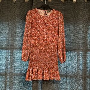 Floral dress, size medium never worn new with tags